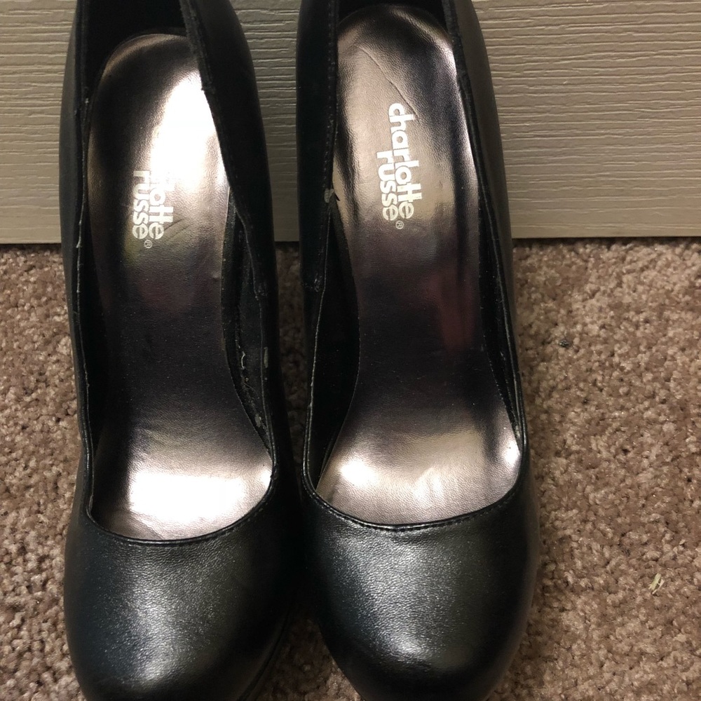 Brand new heels - Picture 2 of 4